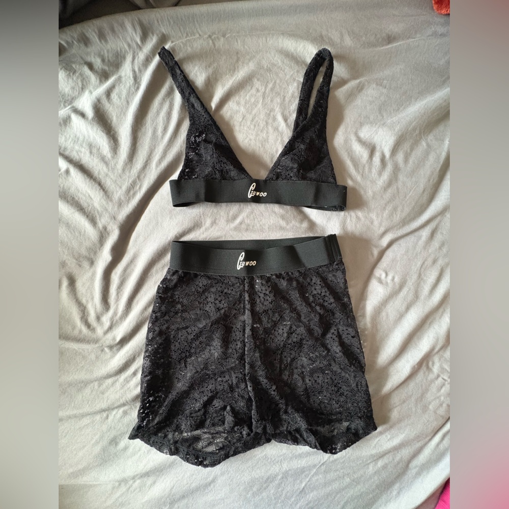 Gswuoo Black Lace Bra & Shorts set